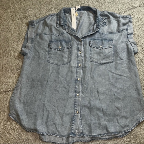 Jane and Delancey Denim Blue Short Sleeve Blouse - Picture 1 of 5